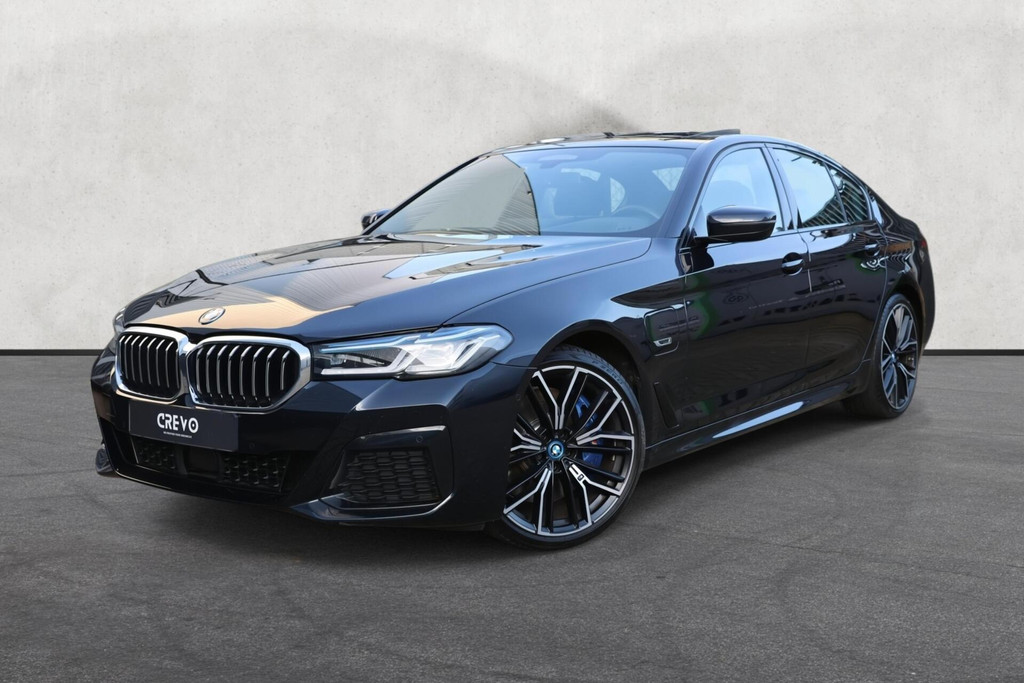 BMW 5 Serie 545e xDrive | HUD | H&K | Keyless | PANO | 51674129-0.jpg | Crevo Cars